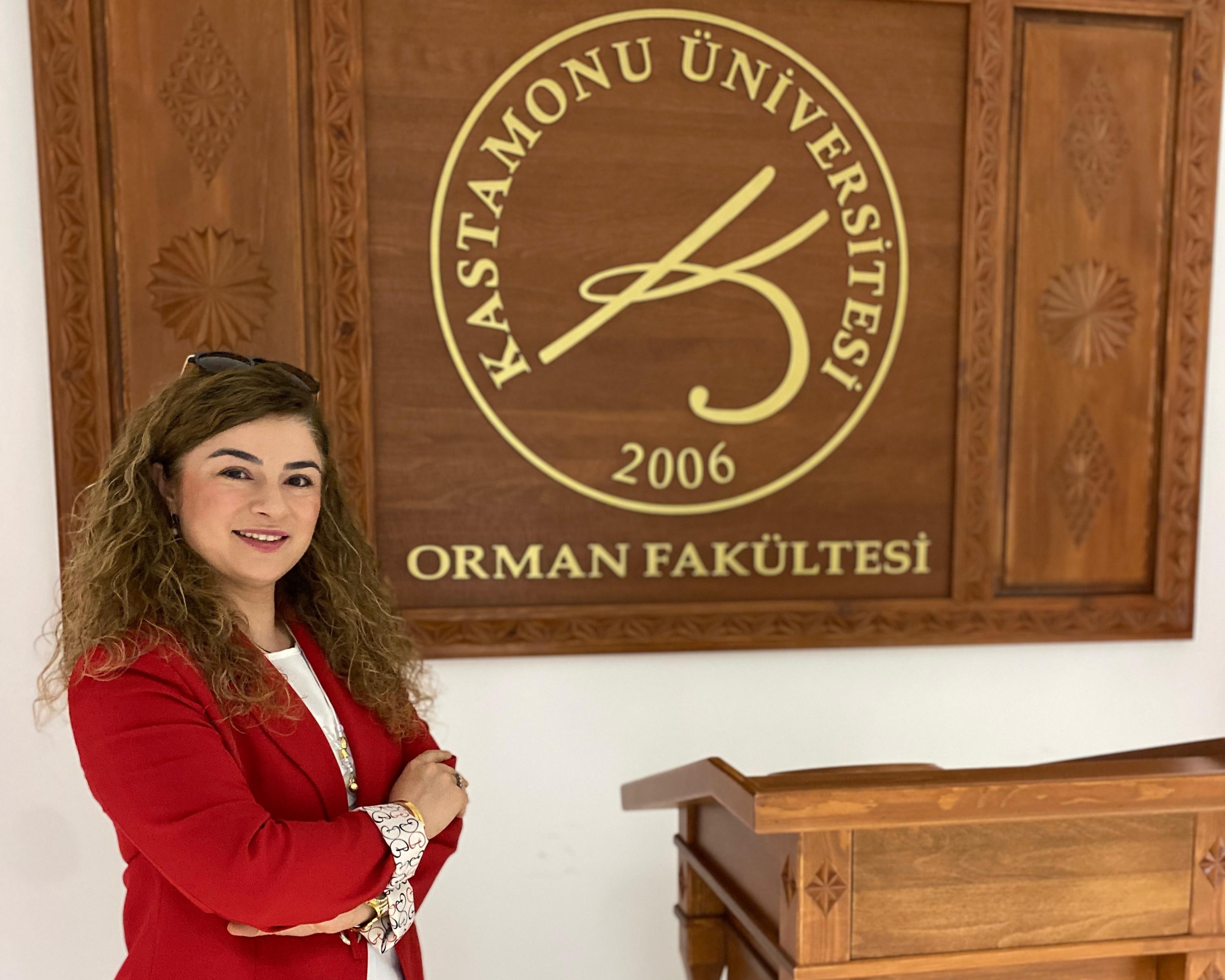 Doç. Dr. Esra Nurten YER ÇELİK