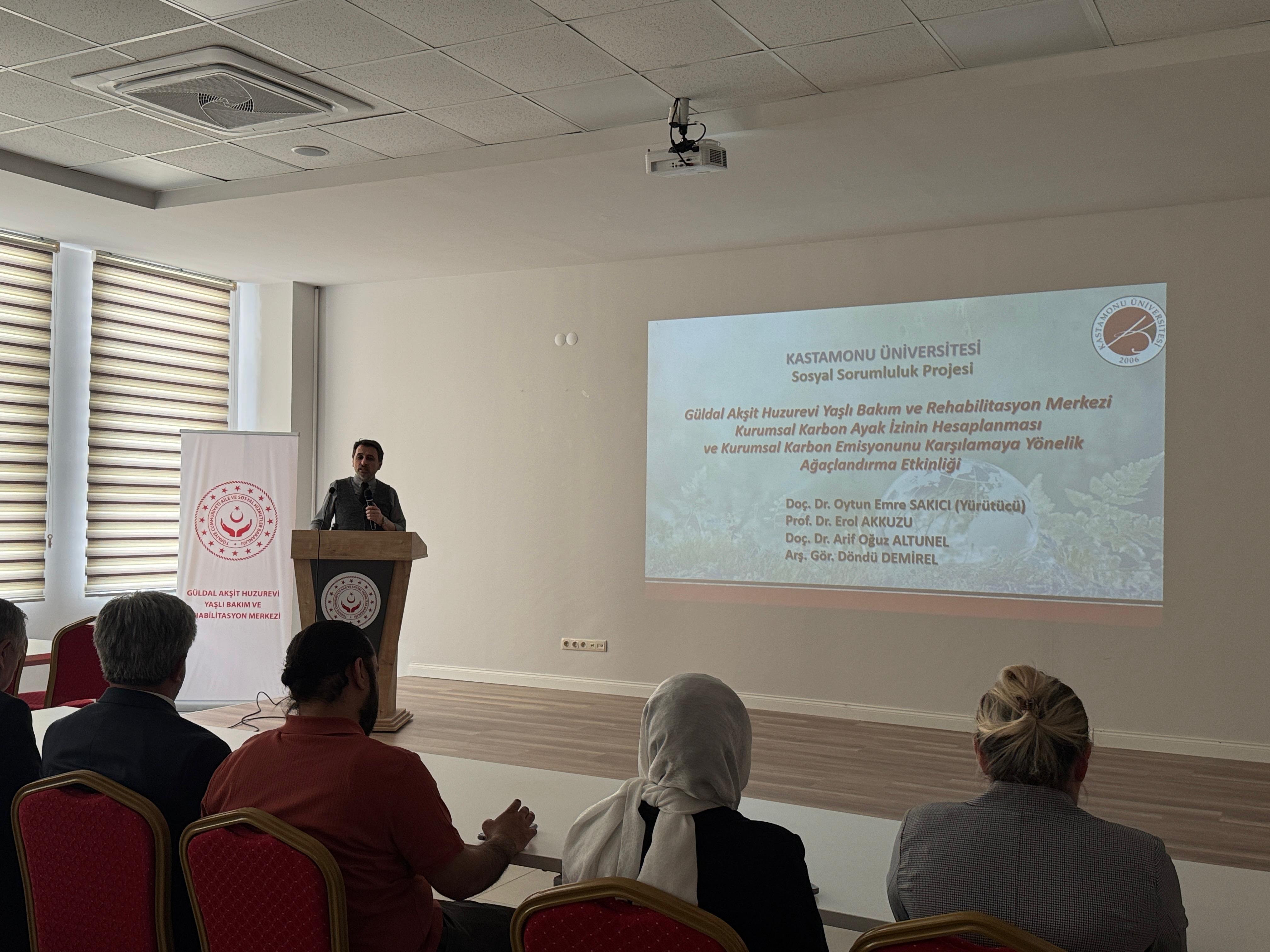 Sosyal Sorumluluk Projesi Kapsamında Huzurevinde İklim Değişikliği Konferansı