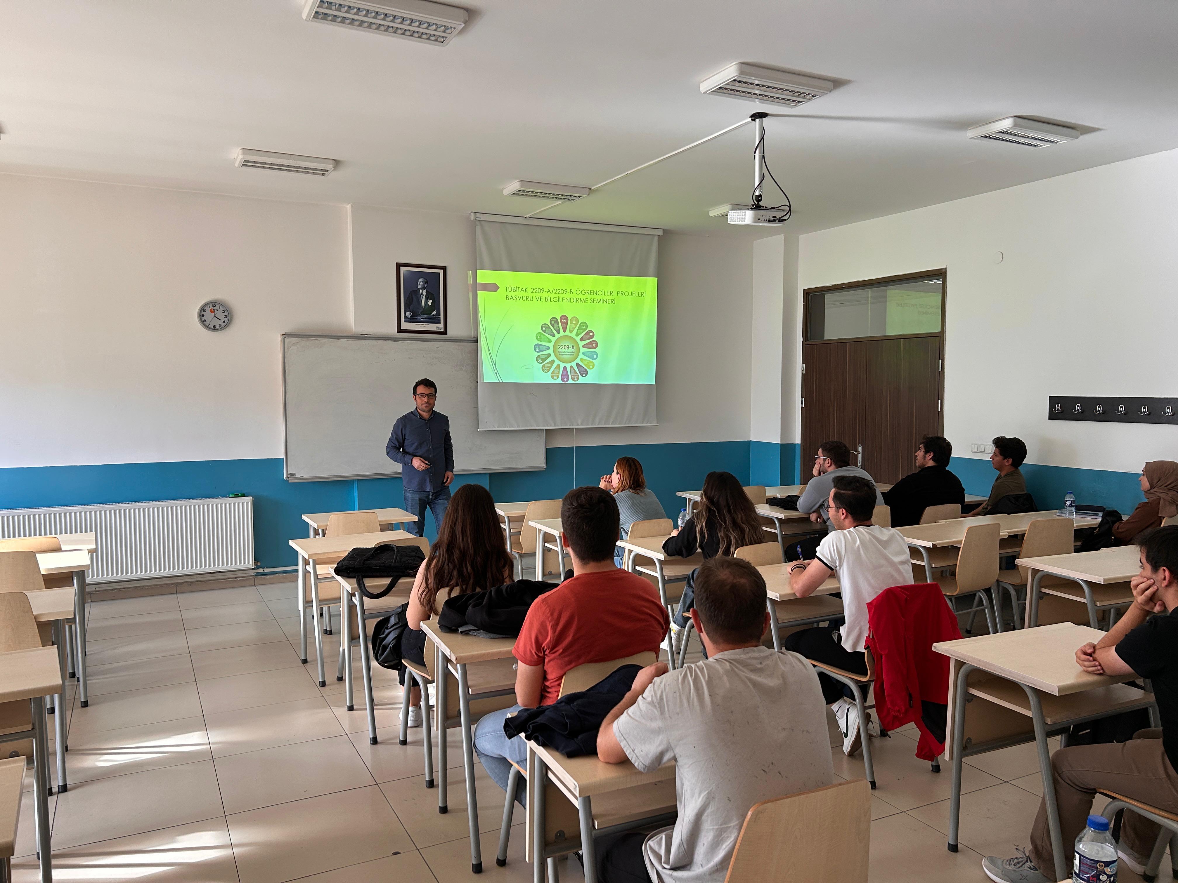 Orman Mühendisliği Bölümü Öğrencilerine Yönelik TÜBİTAK 2209-A/2209-B Öğrenci Projeleri Başvuru ve Bilgilendirme Semineri Gerçekleştirildi