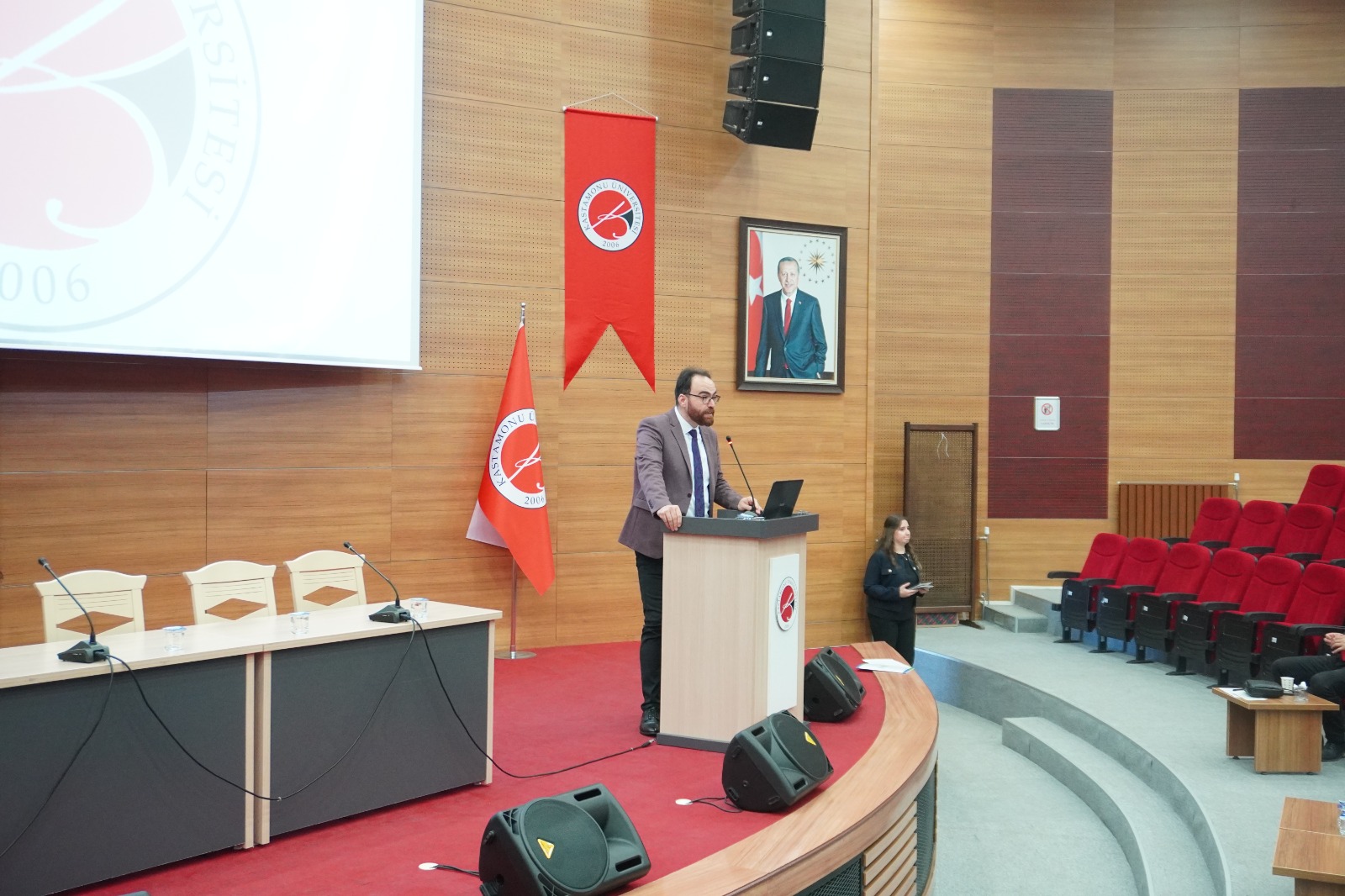Kastamonu Üniversitesi’nde “Bölgesel Kalkınma ve Sürdürülebilirlik Ekseninde Orman Endüstrisi Çalıştayı” Gerçekleştirildi