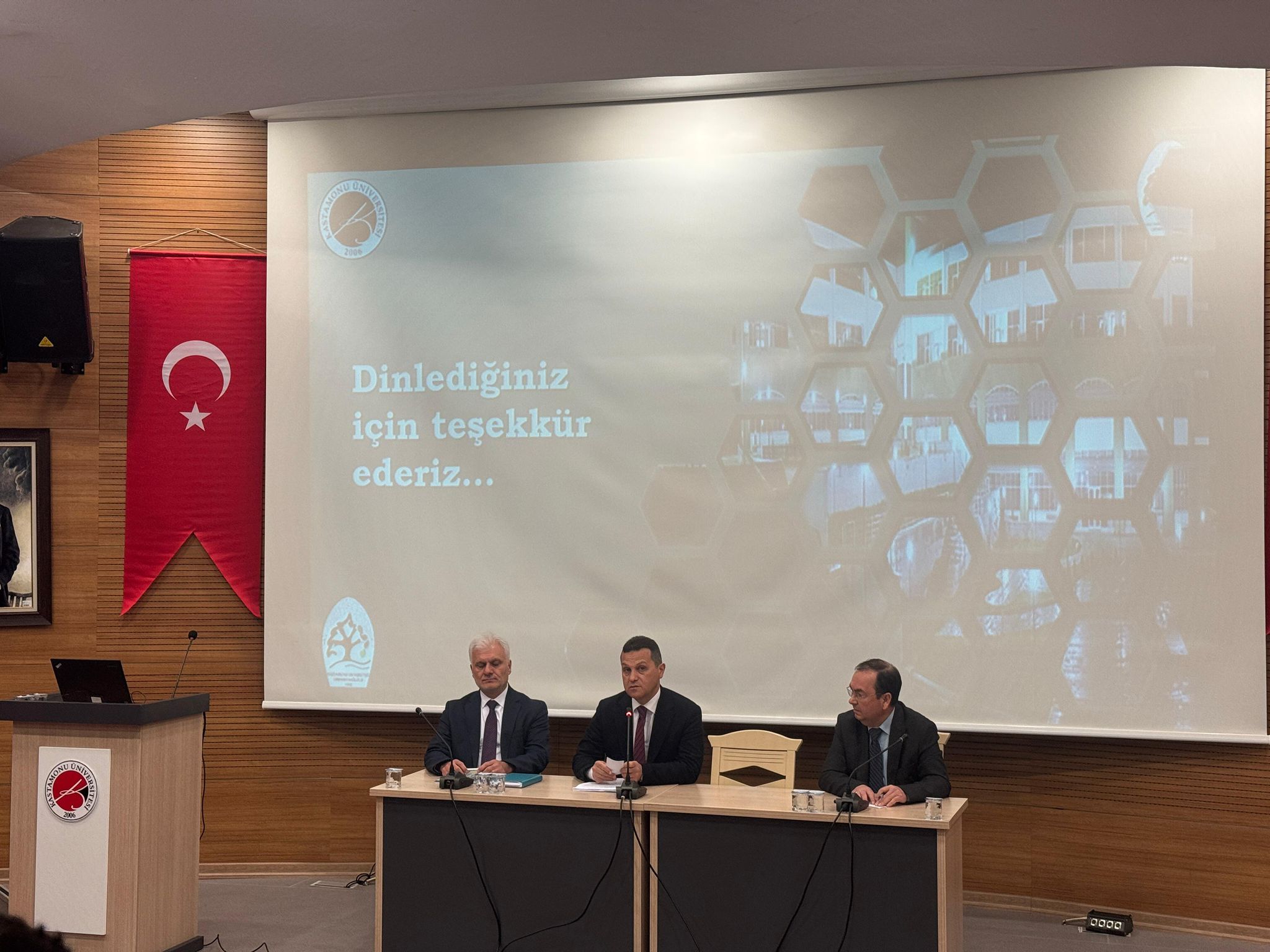 Rektörümüz Prof. Dr. Ahmet Hamdi TOPAL’ın Katılımlarıyla 28.11.2024 Tarihinde Orman Fakültesi Akademik Kurul Toplantısı Gerçekleştirilmiştir