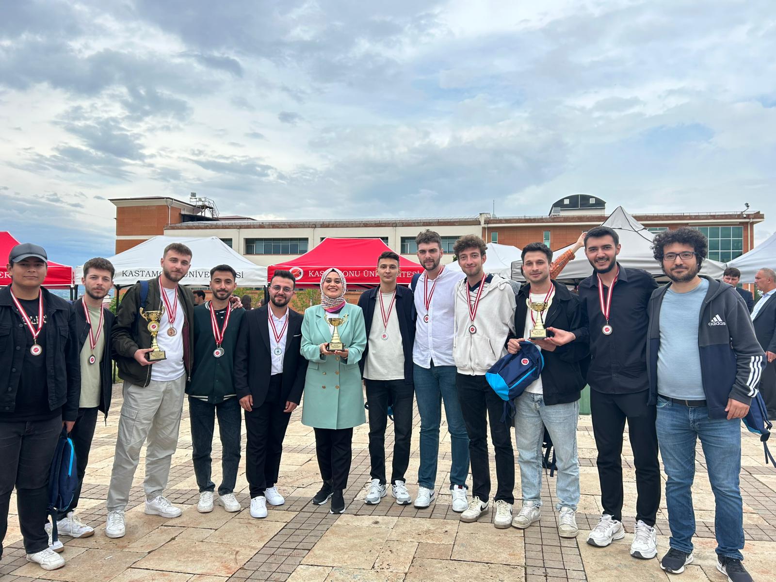 Fakültemizden Erasmus SportsFest’te Madalya ve Kupa Başarısı!