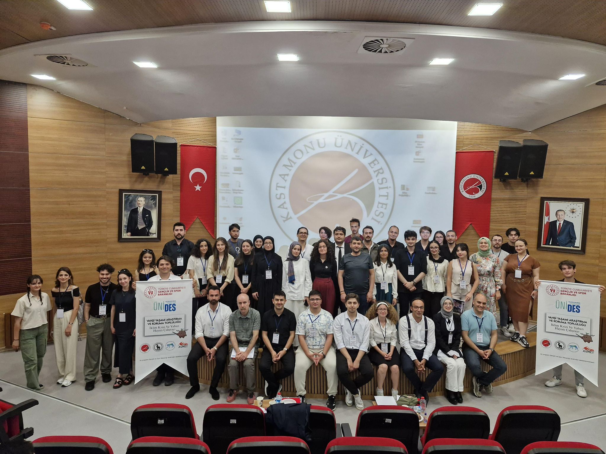 Doç. Dr. Özkan EVCİN ÜNİDES Projesinde Eğitmen Olarak Görev Almıştır