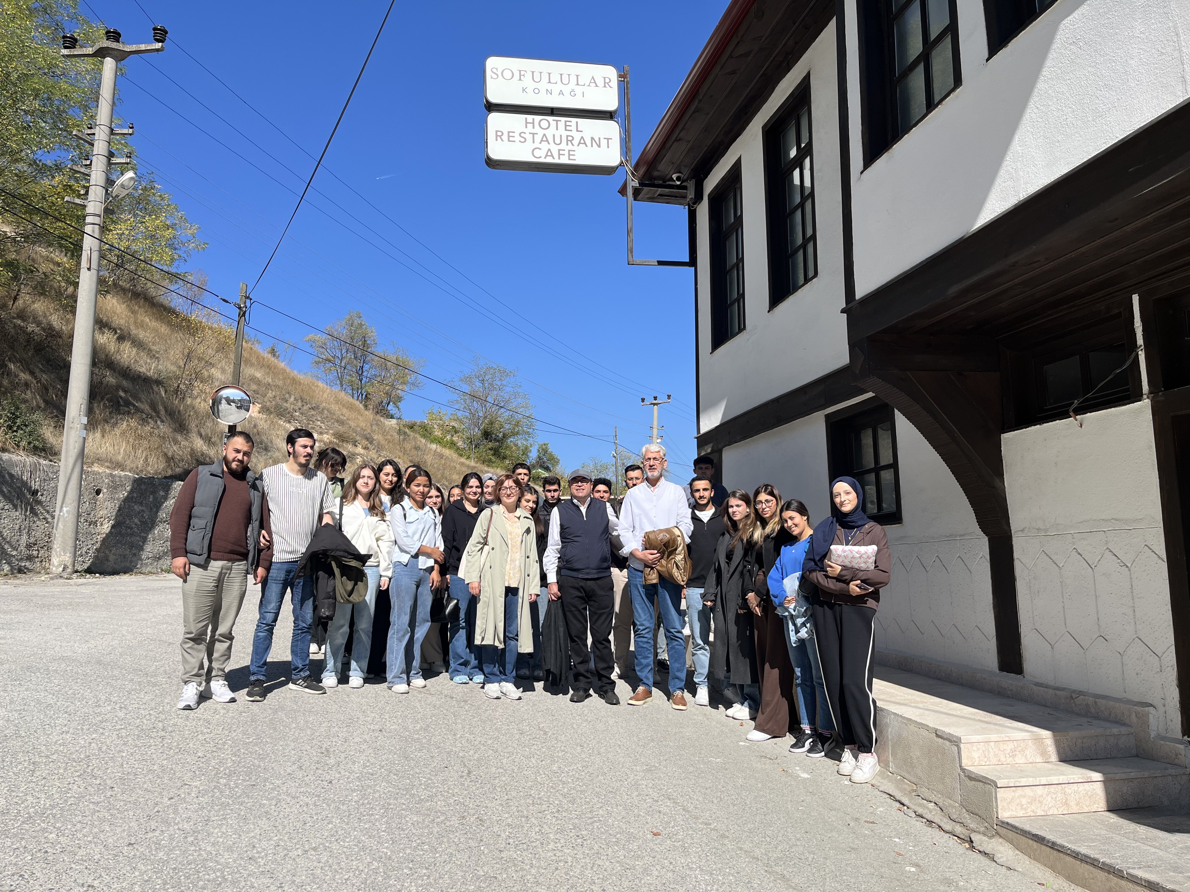 Fakültemiz Orman Endüstri Mühendisliği Öğrencilerimizden Sofulular Konağına Ziyaret