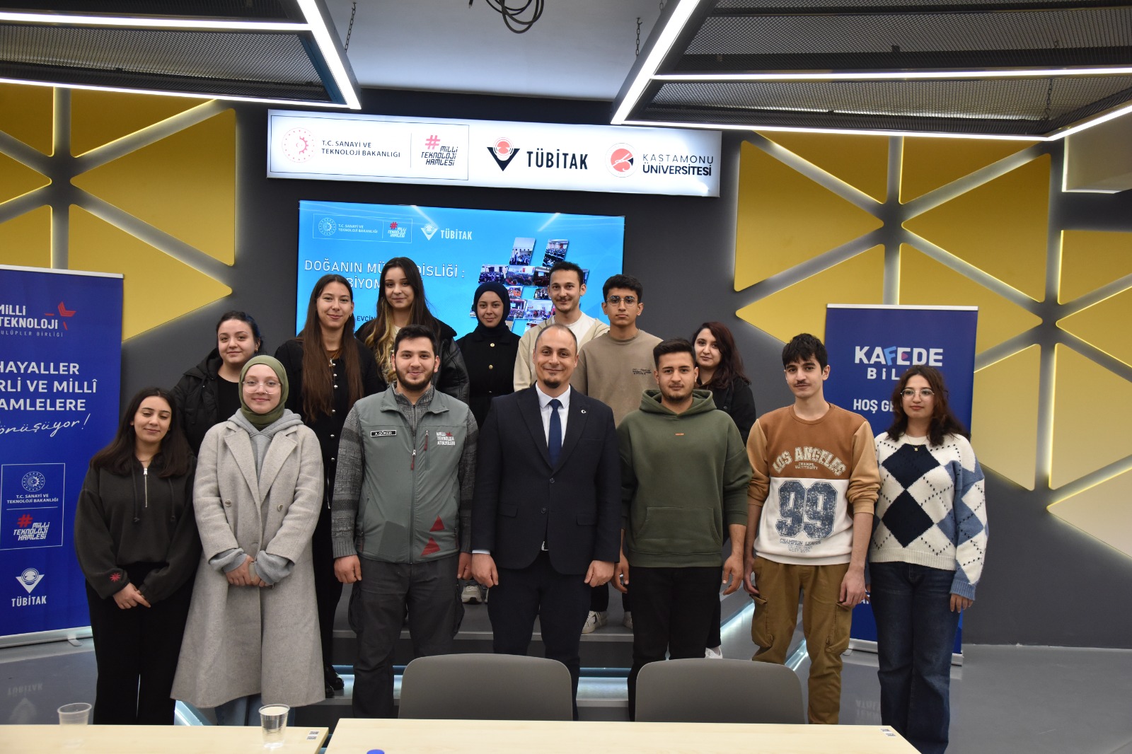 Öğretim Üyemiz Milli Teknoloji Atölyesinde Tübitak Bilim Söyleşisi Vermiştir