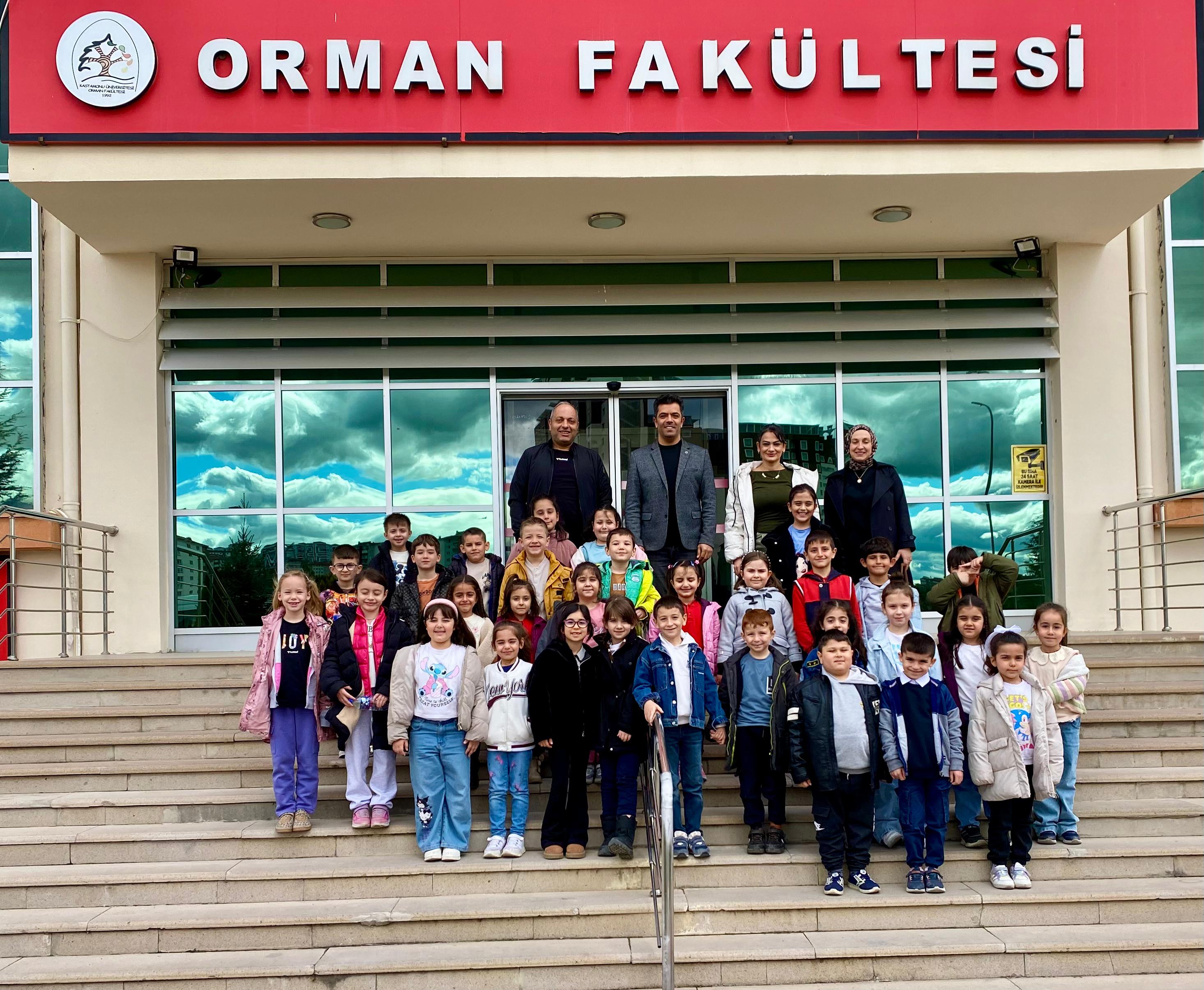 Kuzeykent İlkokulu Öğrencileri Orman Fakültemizi Ziyaret Etti