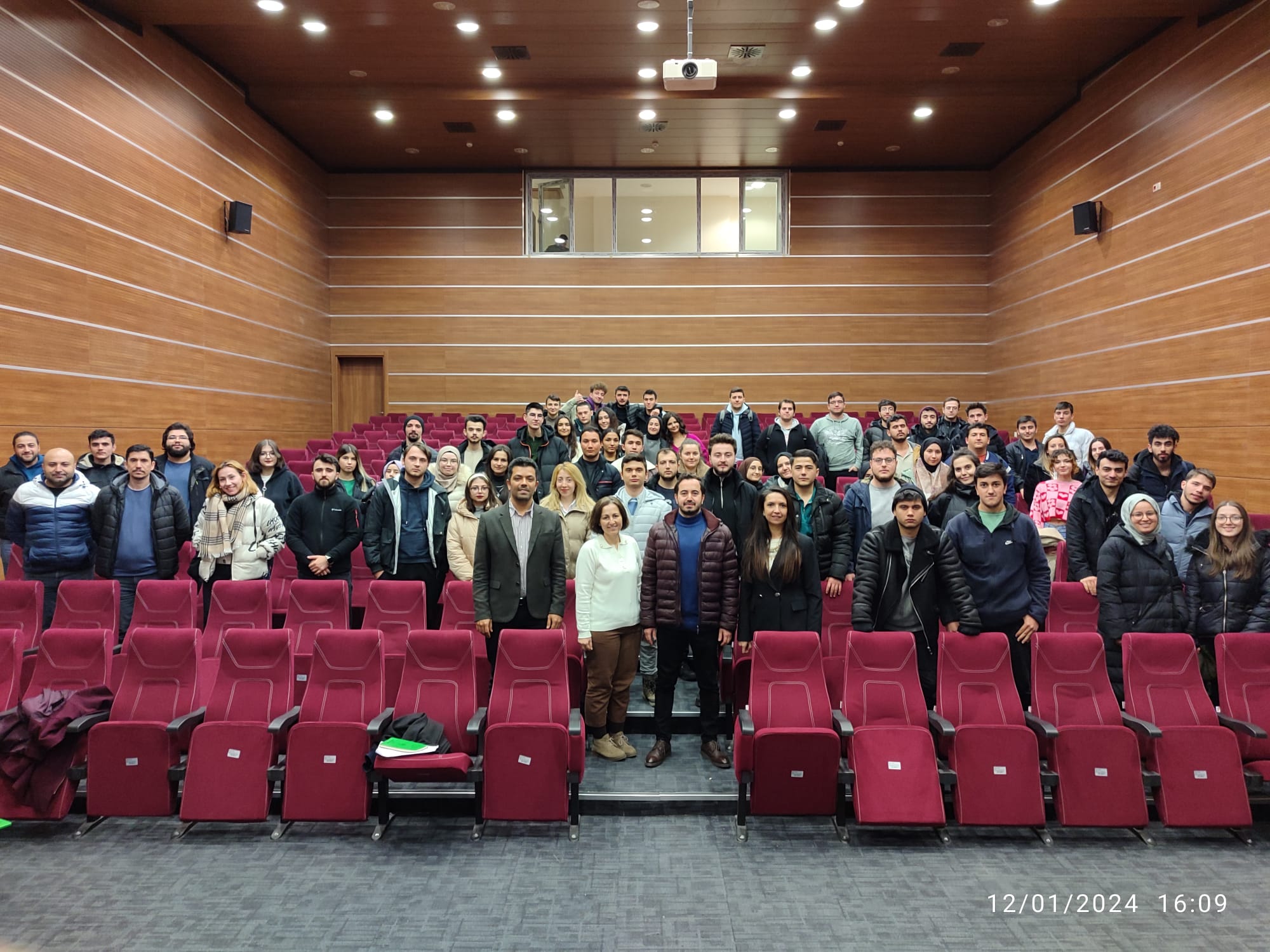 Fakültemiz Öğrencileri için Staj Bilgilendirme Toplantısı Yapıldı